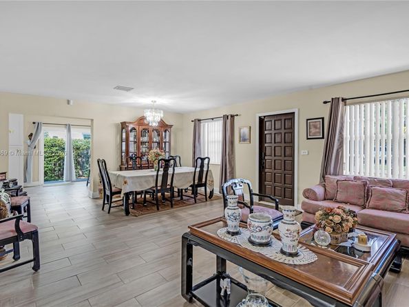 14820 SW 297th St, Homestead FL 33033