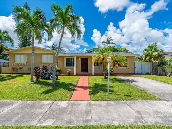 14820 SW 297th St, Homestead FL 33033