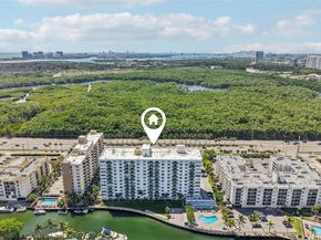 2841 NE 163rd St 605, North Miami Beach FL 33160