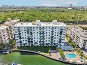 2841 NE 163rd St 605, North Miami Beach FL 33160