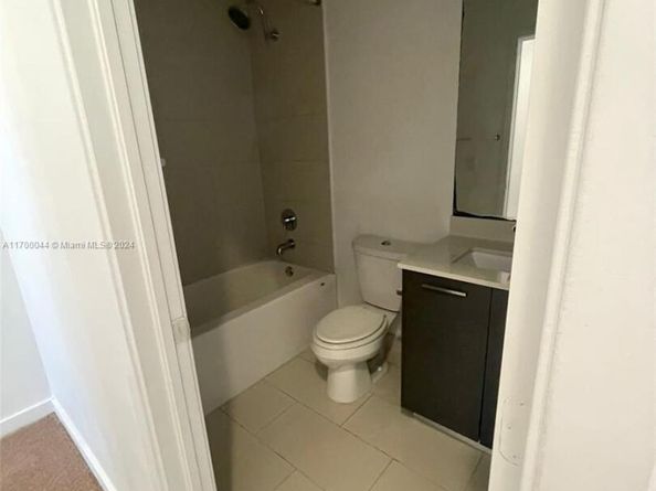 3486 NW 13th St 3486, Lauderhill FL 33311