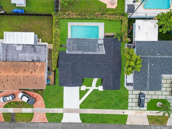 12273 SW 27th St, Miami FL 33175