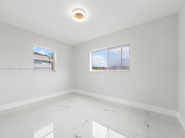 12273 SW 27th St, Miami FL 33175
