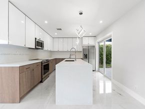 12273 SW 27th St, Miami FL 33175