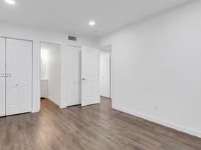 4841 NW 7th St 3034, Miami FL 33126