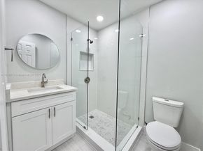 11240 SW 33rd Cir Pl, Miami FL 33165