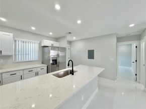11240 SW 33rd Cir Pl, Miami FL 33165