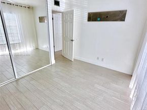 2201 NE 66th St 1301, Fort Lauderdale FL 33308