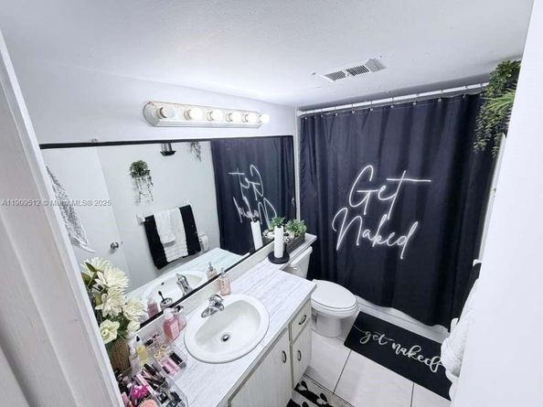 4311 Crystal Lake Dr 120, Deerfield Beach FL 33064