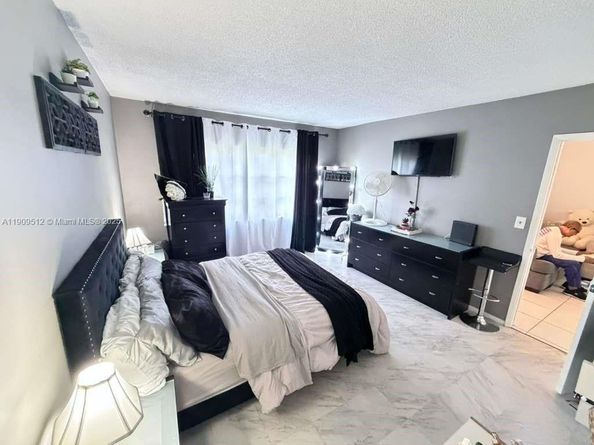 4311 Crystal Lake Dr 120, Deerfield Beach FL 33064