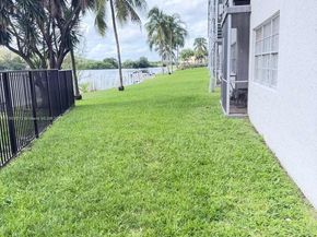4311 Crystal Lake Dr 120, Deerfield Beach FL 33064