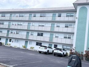 4311 Crystal Lake Dr 120, Deerfield Beach FL 33064