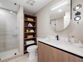 580 72nd Street 611, Miami Beach FL 33141