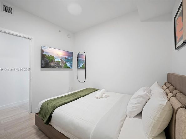 580 72nd Street 611, Miami Beach FL 33141