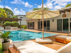 54 Bay Heights Dr, Miami FL 33133