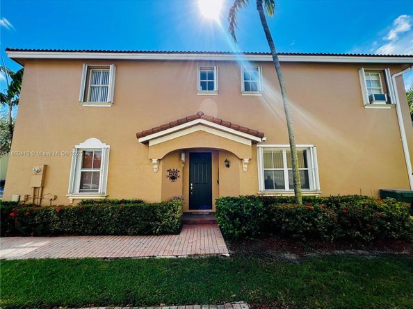 2499 SE 14th St, Homestead FL 33035