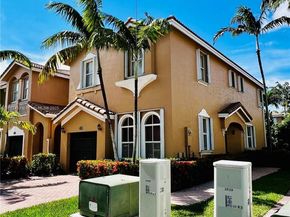 2499 SE 14th St, Homestead FL 33035