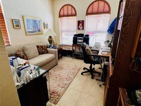 2499 SE 14th St, Homestead FL 33035