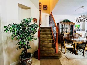2499 SE 14th St, Homestead FL 33035