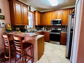 2499 SE 14th St, Homestead FL 33035