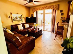 2499 SE 14th St, Homestead FL 33035