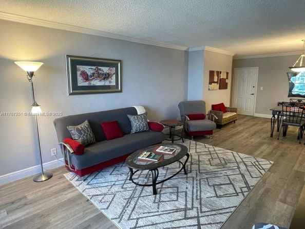 2501 S Ocean Dr 1617, Hollywood FL 33019