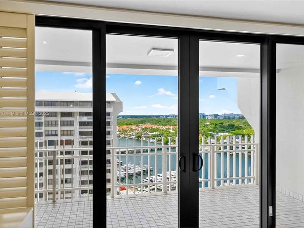 3 Grove Isle Dr C1802, Coconut Grove FL 33133