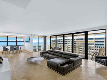 3 Grove Isle Dr