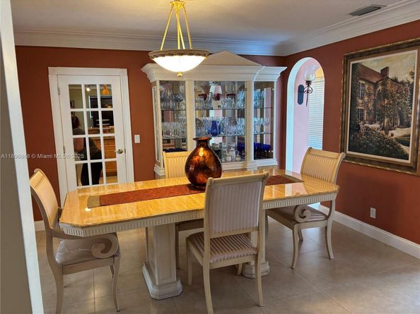 4812 Van Buren St, Hollywood FL 33021