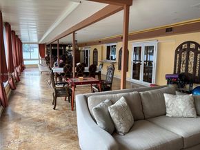 4812 Van Buren St, Hollywood FL 33021