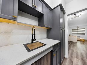 7720 Harding Ave 3, Miami Beach FL 33141
