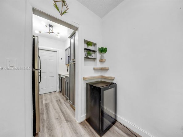 7720 Harding Ave 3, Miami Beach FL 33141