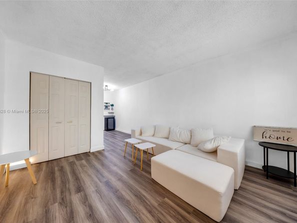 7720 Harding Ave 3, Miami Beach FL 33141