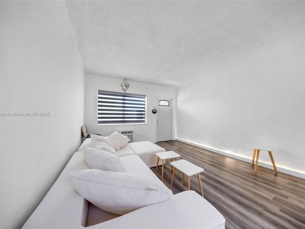 7720 Harding Ave 3, Miami Beach FL 33141