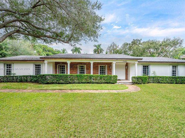 7485 SW 122nd St, Pinecrest FL 33156