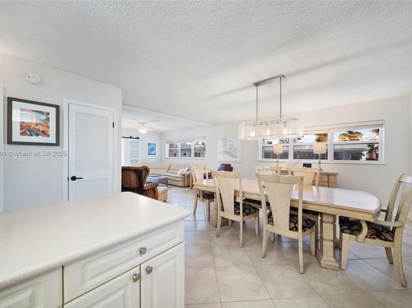 3127 S Ocean Dr 215, Hallandale Beach FL 33009