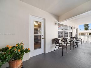 3127 S Ocean Dr 215, Hallandale Beach FL 33009