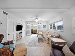 3127 S Ocean Dr 215, Hallandale Beach FL 33009