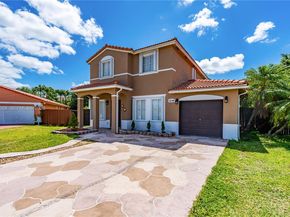 13790 SW 174th St, Miami FL 33177