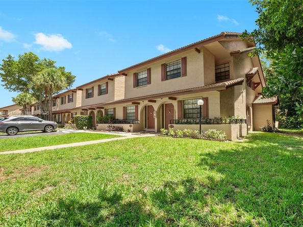 10946 W Sample Rd G1, Coral Springs FL 33065
