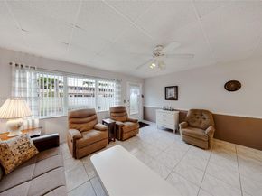 815 SW 10th Ter 6V, Hallandale Beach FL 33009