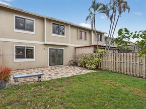 11160 NW 37th St, Sunrise FL 33351