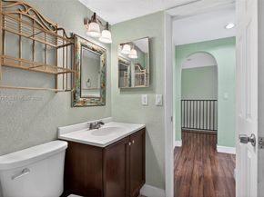 11160 NW 37th St, Sunrise FL 33351