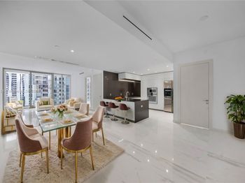 300 Biscayne Blvd Way