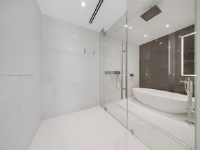 300 Biscayne Blvd Way 2009, Miami FL 33131