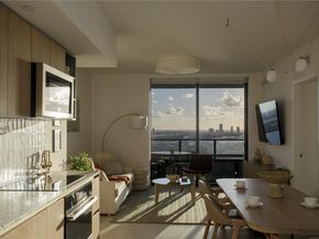 159 NE 6th St 2816, Miami FL 33132