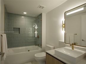 159 NE 6th St 2816, Miami FL 33132