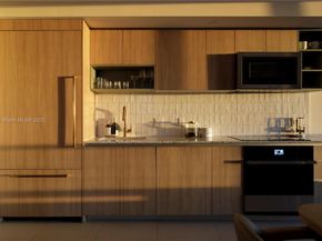 159 NE 6th St 2816, Miami FL 33132