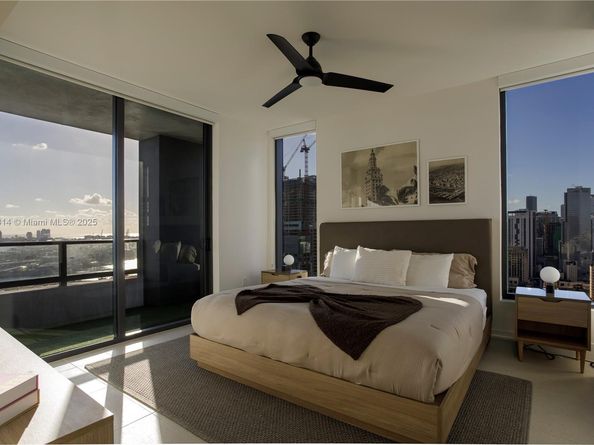 159 NE 6th St 2816, Miami FL 33132