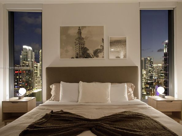 159 NE 6th St 2816, Miami FL 33132